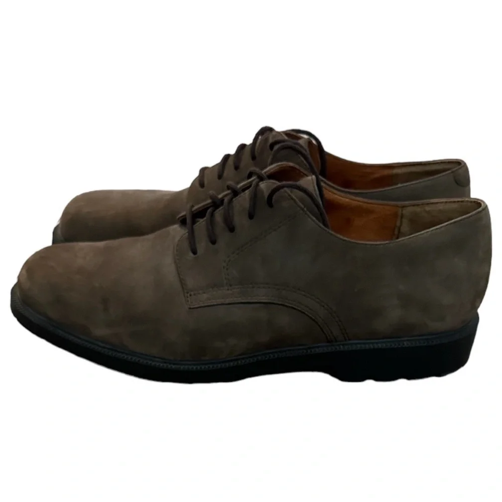 Trader Bay brown genuine